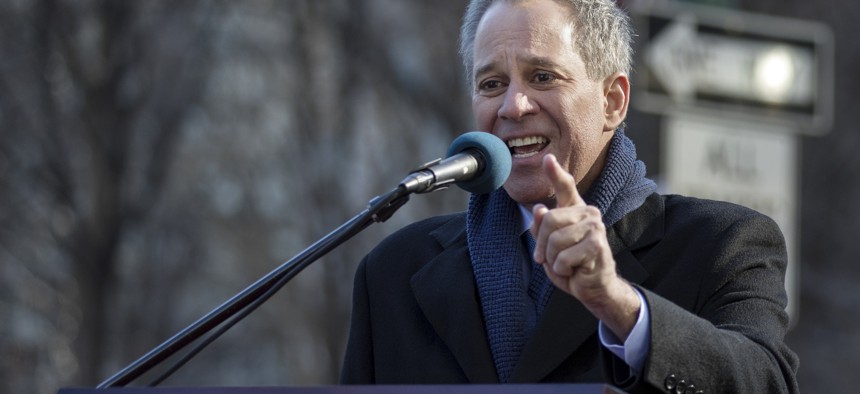 Eric Schneiderman speaks at NYC 2017 Women's March