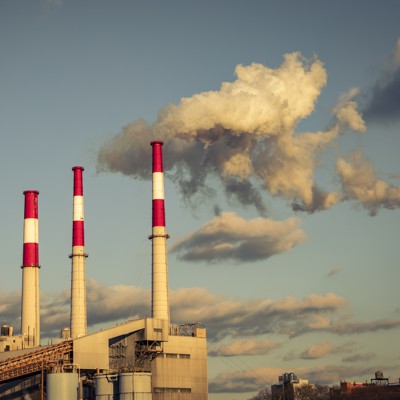 Smokestacks loom over New York's clean energy plan - City & State New York - Vimarsana News