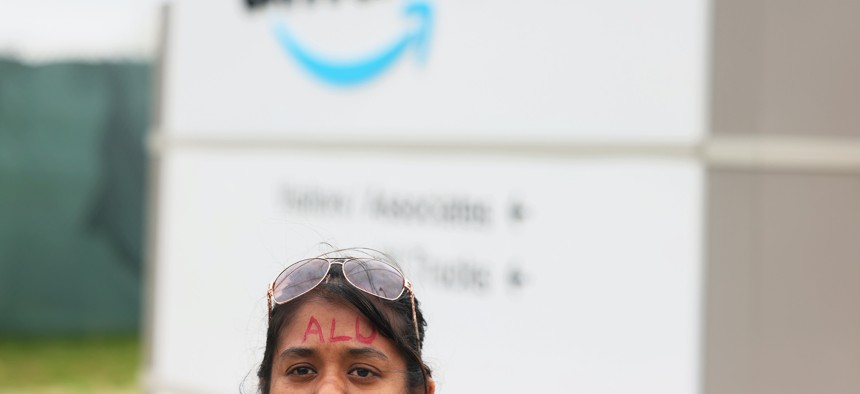 Amazon workers rallied outside of the LDJ5 warehouse on April 25 in support of unionization. 