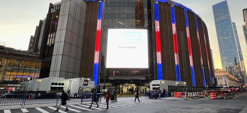 Renewing Madison Square Garden’s permit for a shorter period of time would give alternative proposals a chance to be considered.