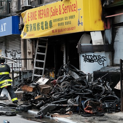 Why e-bike batteries are becoming the most dangerous object in New York - Vimarsana News