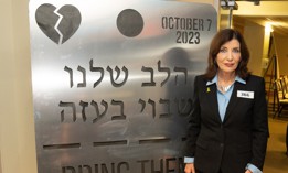 Gov. Kathy Hochul delivers remarks about the Oct. 7 attacks on Israel during a visit to Temple Israel Center in White Plains.