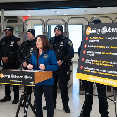 Cops will start patrolling overnight subways on Monday - City