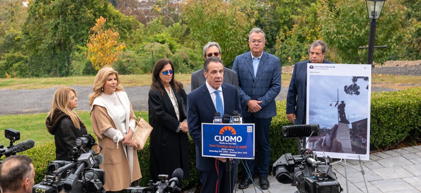 Mayoral candidate Andrew Cuomo made a stop on Staten Island Wednesday, standing with Italian Americans to criticize Mamdani’s views on Christopher Columbus.