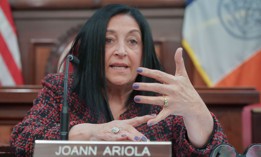 Counting to five with Joann Ariola