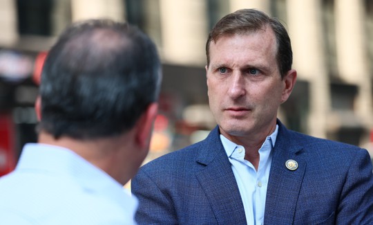 Rep. Dan Goldman wrote a letter to New York City Police Commissioner Jessica Tisch about the NYPD’s interactions with U.S. Immigration and Customs Enforcement.