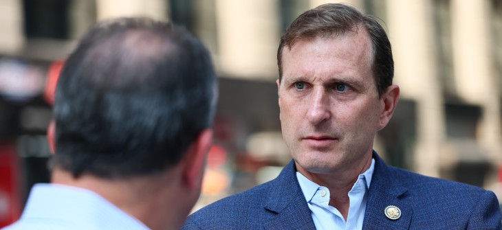 Rep. Dan Goldman wrote a letter to New York City Police Commissioner Jessica Tisch about the NYPD’s interactions with U.S. Immigration and Customs Enforcement.