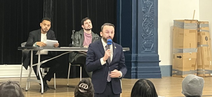 Keith Powers addresses Manhattan County Democratic Committee members.