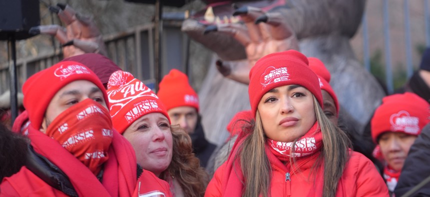NYSNA members picked outside Mount Sinai West in Manhattan on January 20, 2026.