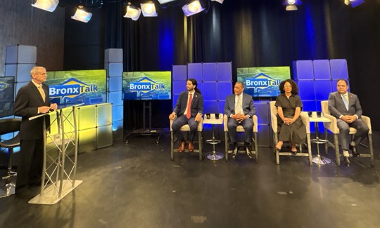 From left, BronxNet moderator Gary Axelbank, candidates Oscar Romero, Adriano Espaillat, Darializa Avila Chevalier and Theo Chino-Alvarez