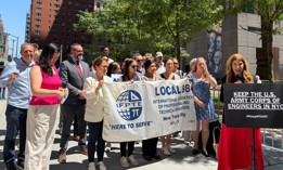 City Council Speaker Julie Menin and congressional nominee Brad Lander were among those protesting the planned move of U.S. Army Corps of Engineers offices.