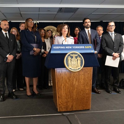 Hochul, Mamdani united against ICE, pledge legal funding for migrant children
