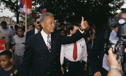 David Dinkins narrowly defeated Rudy Giuliani in 1989.